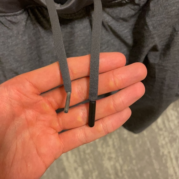 Men’s Lululemon THE Short 9” inseam. - Picture 5 of 5